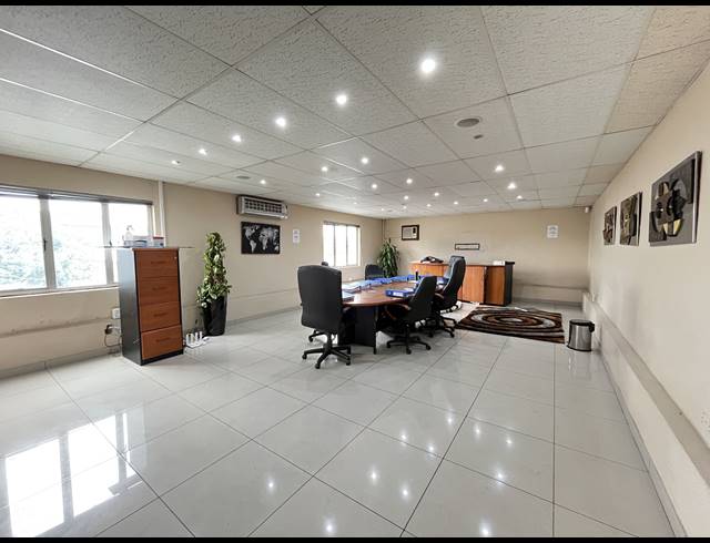 778M² WAREHOUSE FOR SALE IN UMGENI BUSINESS PARK